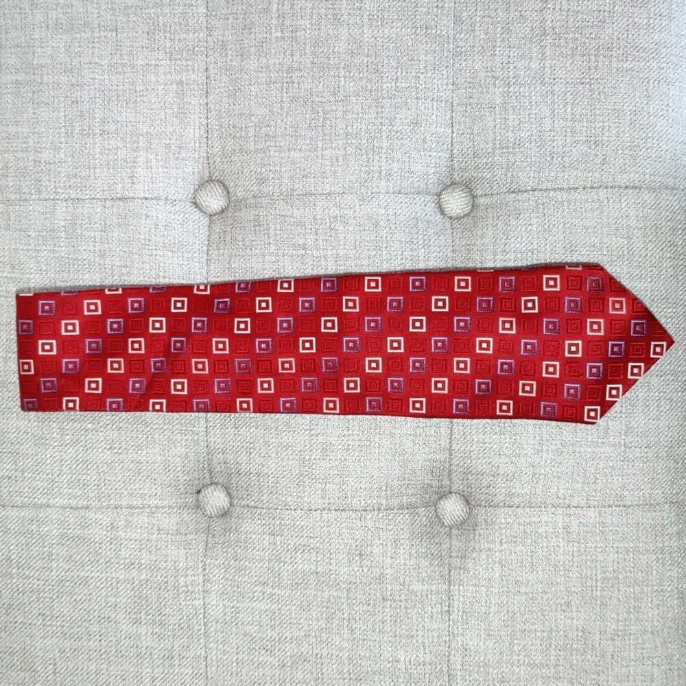 Stafford tie